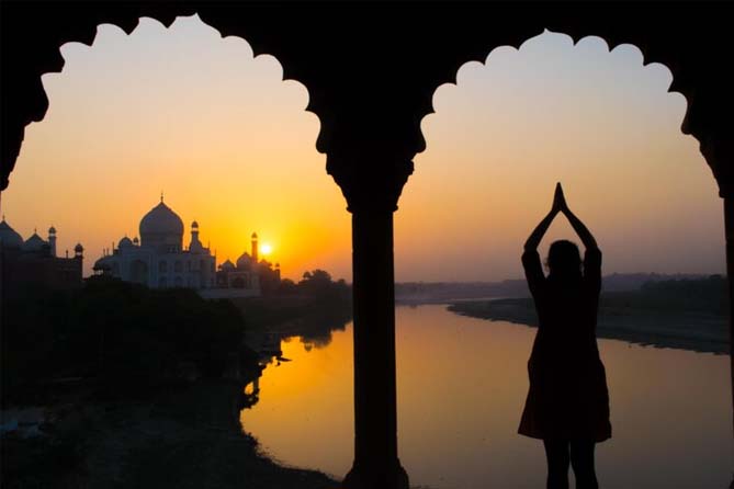 Taj Mahal and Agra Overnight Tour - By Car